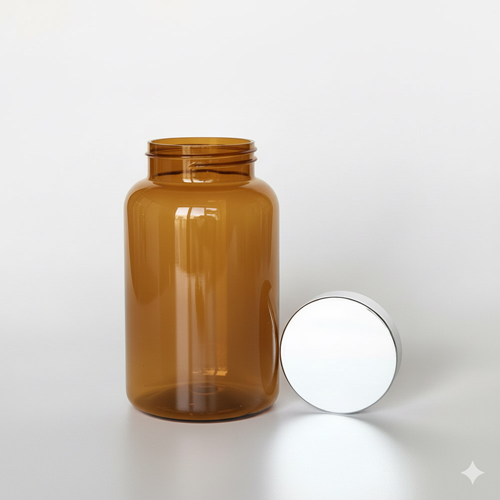 BSPG-400,茶色亮銀蓋400ml PETG錠劑瓶,是由茶色的PETG塑膠瓶旁邊搭配53mm的銀色電鍍瓶蓋,電鍍銀蓋裡面含有墊片,可選配感壓封口紙,電鍍銀蓋立於茶色瓶身旁邊如此一來可以清楚的看到瓶蓋,只須向左旋轉,即可打開。此塑膠容器通常用於保健食品、醫療藥品、健康食品、分裝藥瓶、藥罐或是寵物用藥品身上。