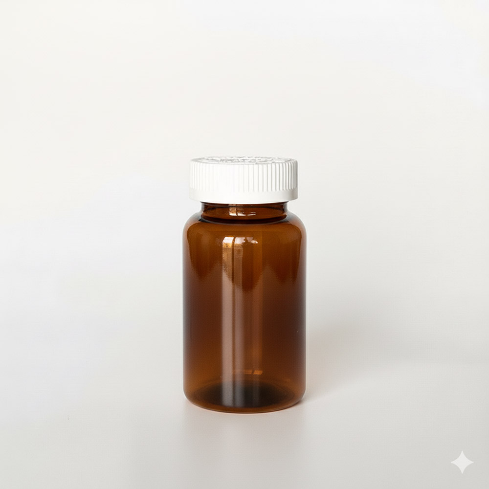 BCPG-225，茶色兒童安全蓋225ml PETG錠劑瓶，是由茶色的PETG塑膠瓶上面搭配白色的45牙兒童安全瓶蓋，安全瓶蓋裡面含有墊片及感壓封口紙，整組瓶子直立於一張白色背景上。此塑膠容器通常用於保健食品、醫療藥品、健康食品、分裝藥瓶、藥罐或是寵物用藥品身上。